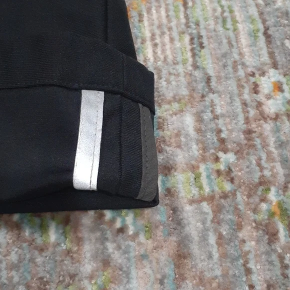 Lululemon ABC Pant - Picture 9 of 9